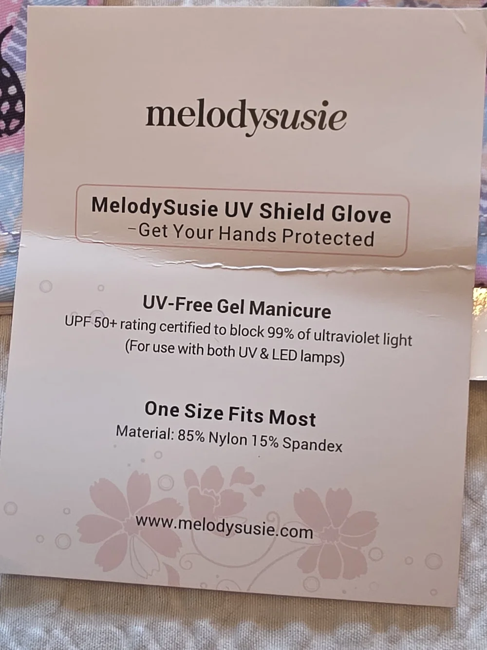 MelodySusie Women's UV Shield Gloves - Pastel Pineapple Print